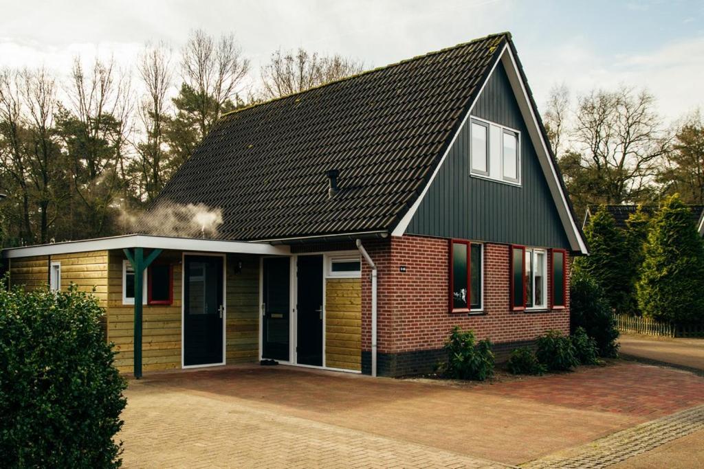 Groepsaccommodatie Kom In De Bedstee Sprookje Winterswijk Dış mekan fotoğraf